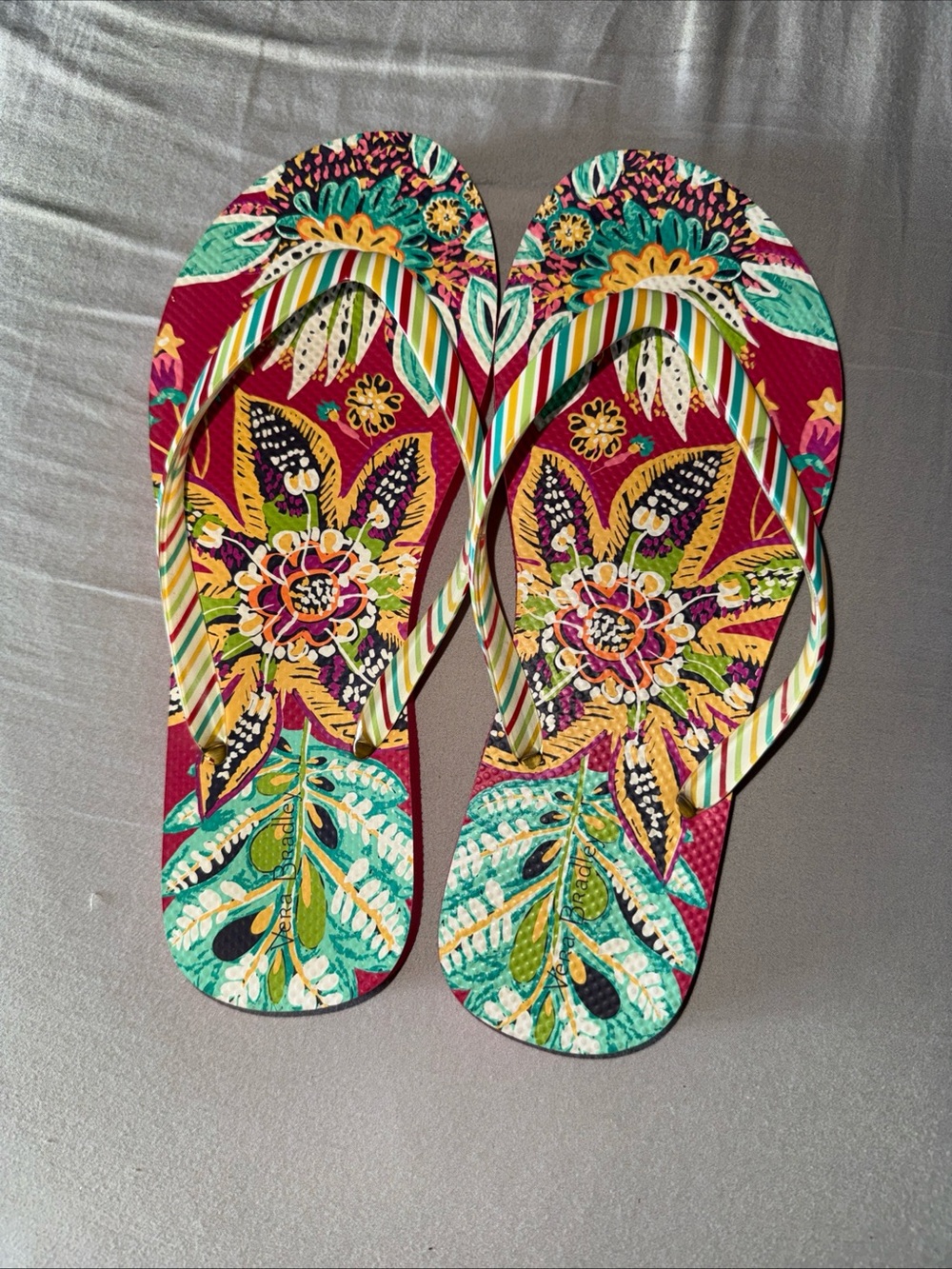 Vera Bradley Flip Flops(7-8)